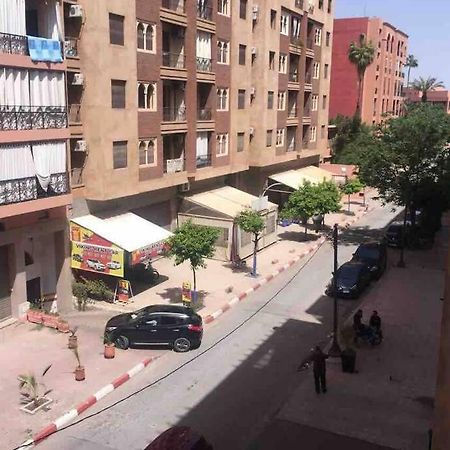 Appartement Tout Confort Avec Possibilite Transport Aeroport Marrakesh Exterior photo